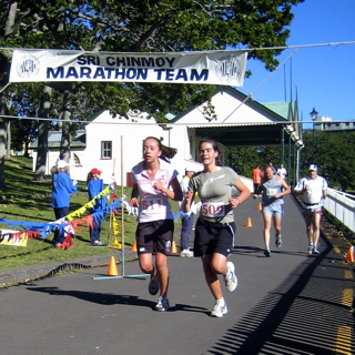 Nov 2005 Auck 5-10 km Mandy, Pania